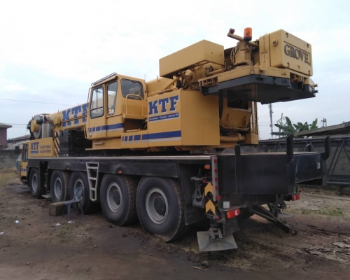 70 Tons Crane