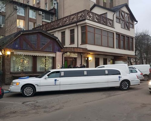 limousine_chrysler300c_kherson_20200910_143330_0