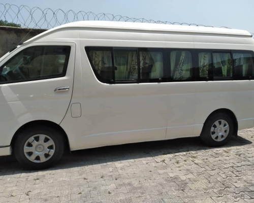Toyota hiace